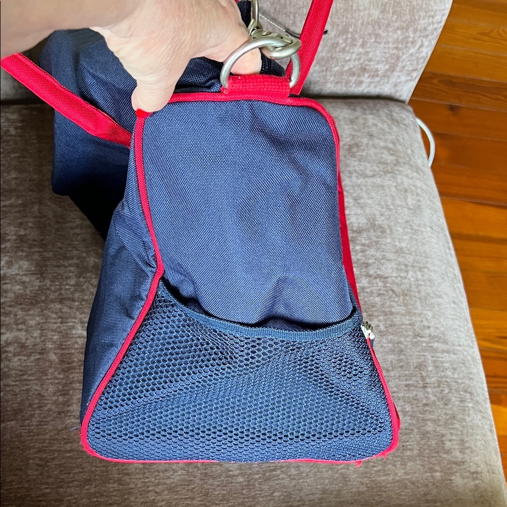 Tommy Hilfiger Navy and Red Duffel Bag Vintage Great Condition - Picture 5 of 9